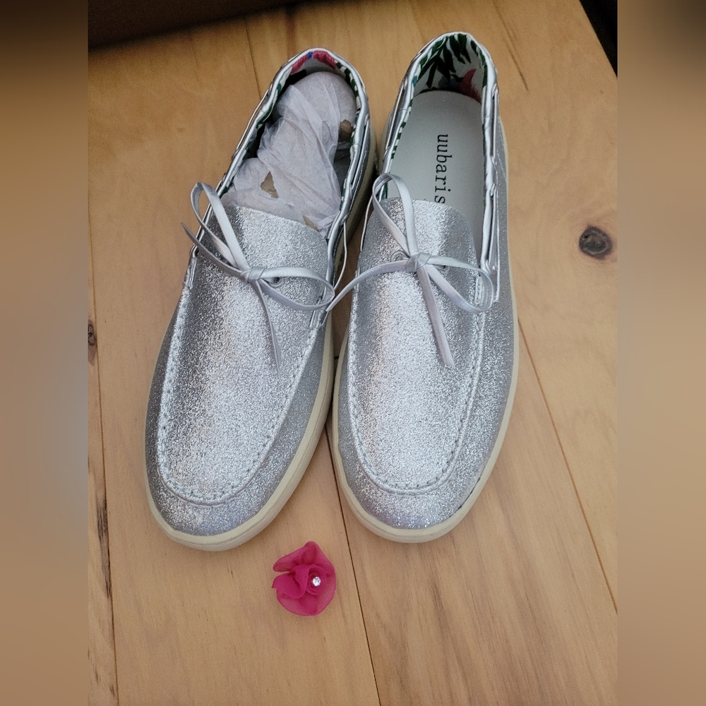 New Women's UUBARIS brand silver bling slip on loafers sz 10